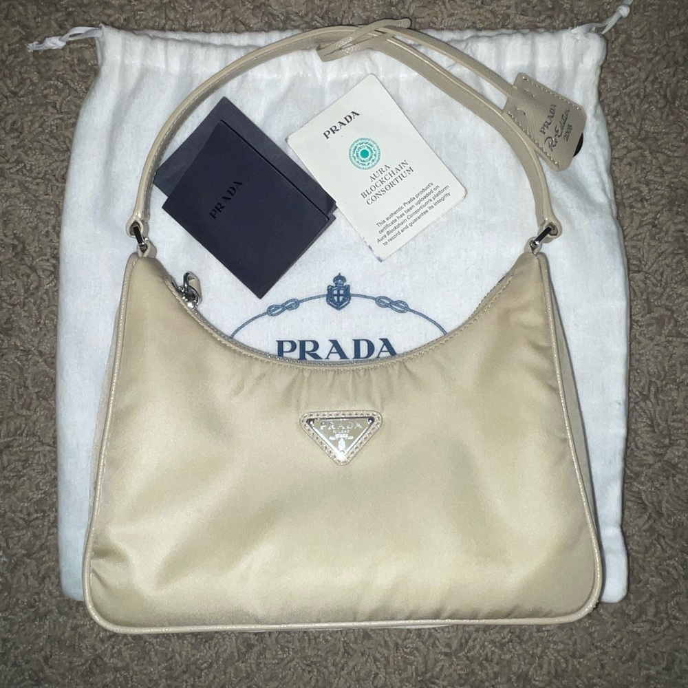 Prada Re-Edition Tessuto Re-Nylon Bag - Picture 2 of 14